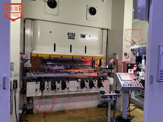 BMW屏蔽罩汽車零部件多工序沖壓三次元機(jī)械手12工位自動(dòng)化沖壓生產(chǎn)線功能講解